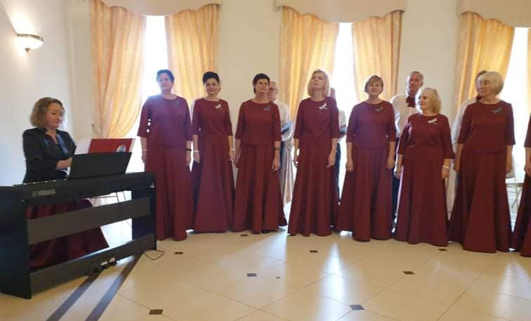 „Jurolė“ dainininkai dalyvavo respublikinėje konkursinėje vokalinių ansamblių šventėje „Šventosios gaida“ 