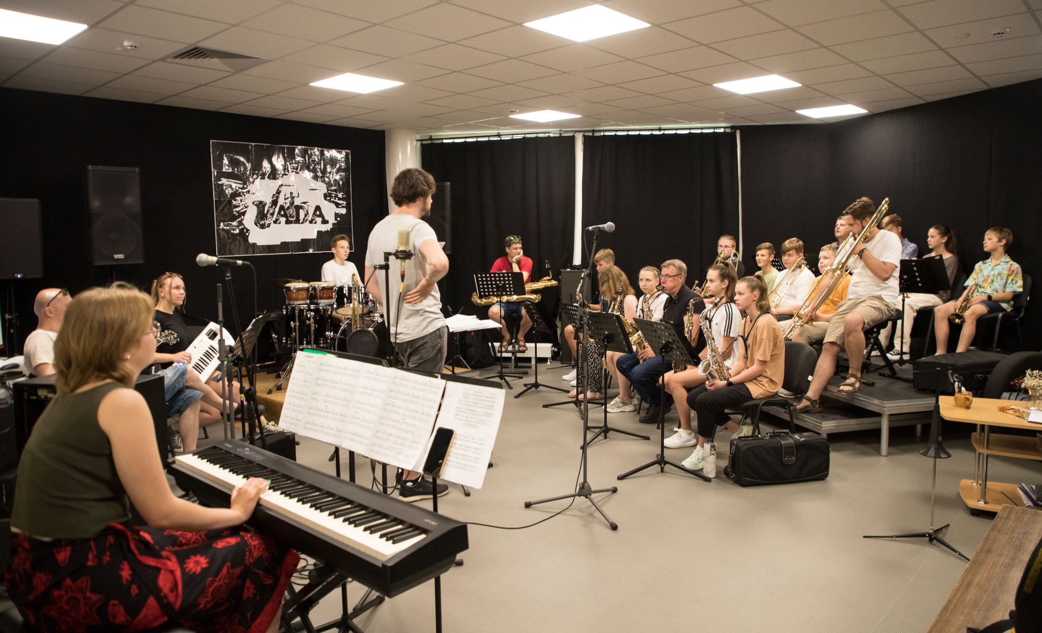 Projekto džiazo stovykla „Nauji vėjai Jurbarke 2022“ meistriškumo kursai-seminaras „Ansamblinis grojimas ir jo privalumai“